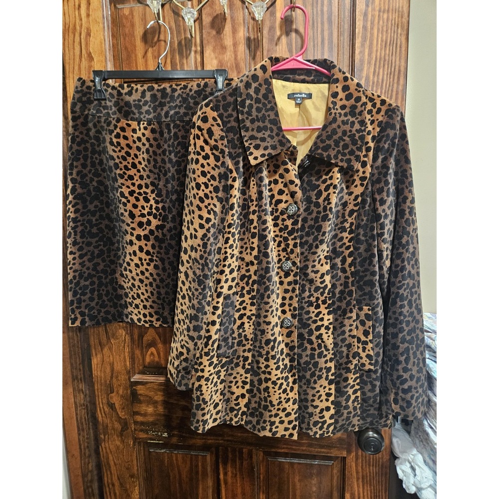 Rafaella Size 10 Vintage Skirt Suit Leopard Print Velvet Feel Cotton 2 Piece Set